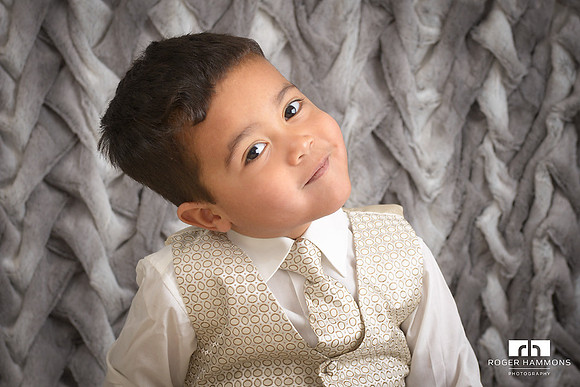 Quizical Toddler Portrait | Northern Virginia Family Photographer