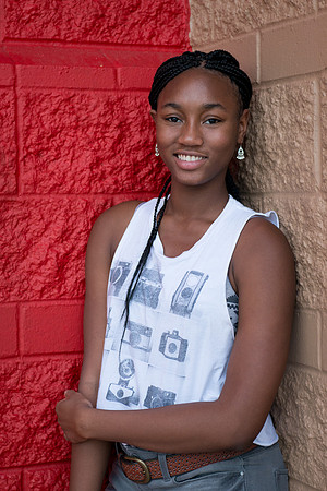Teen Portrait in Bold Colors | Northern Virginia Family Photographer